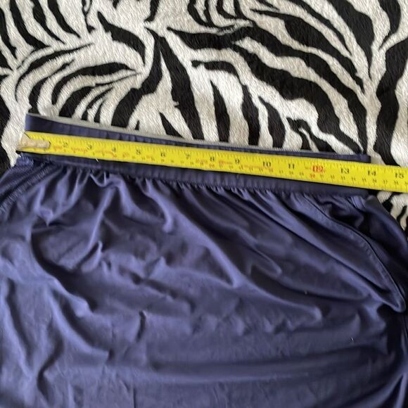 Bundle set of 4 women’s under armour pants, leggings, skirt tank top gym outfit - Picture 14 of 16